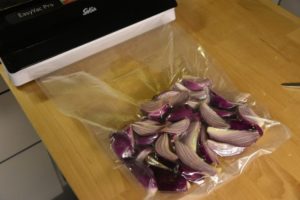condizionare sottovuoto cipolle marinate
